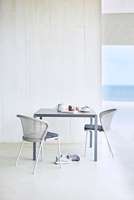 Mobilier d'extérieur Chaises de jardin au design moderne avec cadre en aluminium Meubles de patio Ensembles de chaises de salle à manger d'extérieur empilables