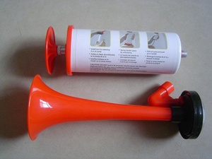 แตรลมพลาสติกแบบปั๊มด้วยมือสำหรับงานปาร์ตี้ฟุตบอลแฟนบอล - Product Image 3