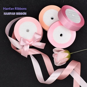 Pita Satin Warna-warni Hanfan 2cm Satu Sisi 100% Poliester Gulungan Besar Buatan Tangan untuk Kemasan Kado - Product Image 3