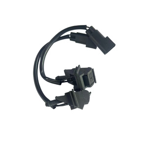 หัวฉีดน้ำล้างกระจกหน้ารถ Maixiang รุ่น 7M51517666AB สำหรับรถฟอร์ด C-MAX ปี 2008 แบบกลไก ผลิตจากพลาสติก - Product Image 2