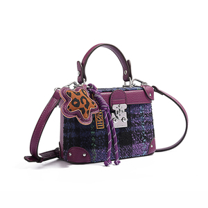 2025 squisita piccola borsa quadrata viola peluche, alta qualità e bella borsa a prezzo, recentemente molto popolare borsa a tracolla 1383 - Product Image 2