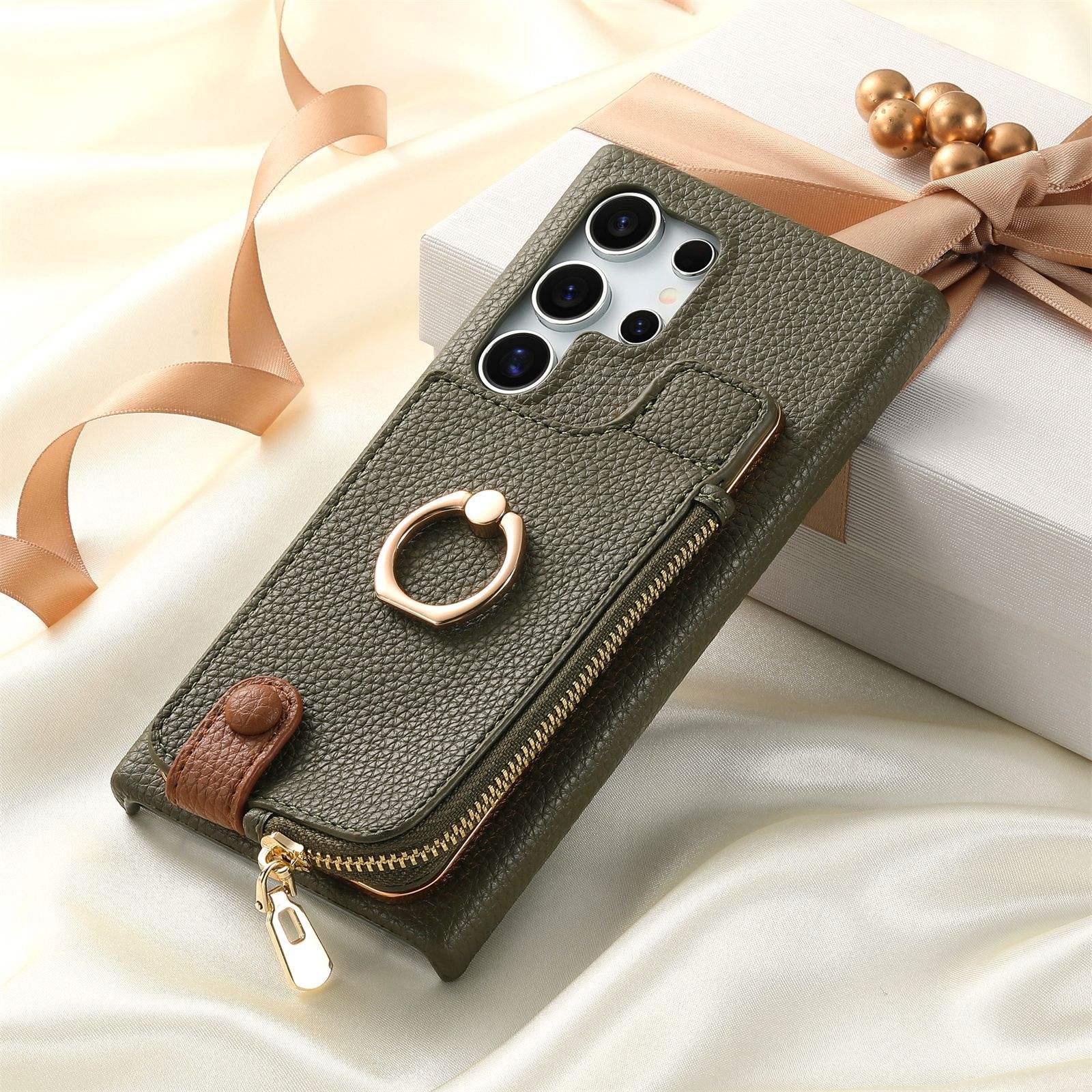 สีเขียว