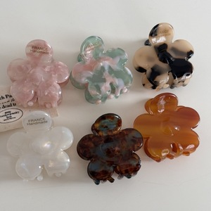 New Trendy Small <strong>Flower</strong> Shaped Acetate <strong>Hair</strong> Clip Accessories Marbling Clear <strong>Color</strong> Shark <strong>Hair</strong> <strong>Claws</strong> - Product Image 2