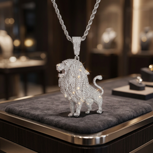 Pendentif Lion en Argent 925 avec Micro-Pavé de Moissanite, Charme Animal Unisexe de Luxe pour Usage Quotidien - Product Image 5