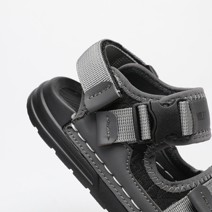 Nouveau matériau sandales noires légères pour enfants et adolescents chaussures d'école élégantes en PU/maille avec semelle intérieure en EVA chaussures pour enfants - Product Image 3