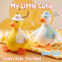 Jouet Squishy Canard Anti-Stress à Habiller, 4 Couleurs, Vêtements Floraux Amovibles, Chapeau, Canard en Caoutchouc Fidget pour Enfants et Adultes, Cadeaux