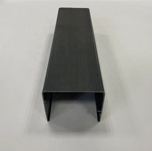 Profils en plastique en U durables et écologiques Wesure Premium – Extrusions décoratives modernes pour bordures d'hôtels (modèle) - Product Image 1