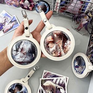 Llavero Personalizado de Cuero PU de 58 mm con Insignias de Anime, Funda Protectora Decorativa Redonda para Insignias y Accesorios - Product Image 1