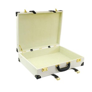 Valigia in Pelle Vintage Personalizzata, Produzione OEM/ODM, Baule da Viaggio e Contenitore Personalizzati di Alta Qualità - Product Image 4