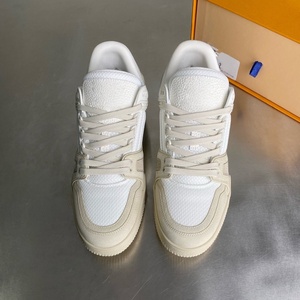 Chaussures de skate décontractées classiques pour hommes, de marque haut de gamme, style rétro vieilli, avec empeigne en filet, respirantes, imperméables, à bout fermé et motif brodé, modèle intemporel - Product Image 5