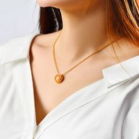 Collier Photo Personnalisé Nouveau Design Plaqué Or 18K Couleur Zircon Collier Cadeau Vintage Religieux Colliers avec Pendentif