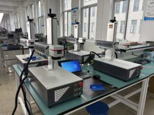 Chất lượng cao 30 Wát Kim Loại <span class=keywords><strong>Logo</strong></span> an toàn mã dữ liệu sợi <span class=keywords><strong>Laser</strong></span> đánh dấu máy - Product Image 3