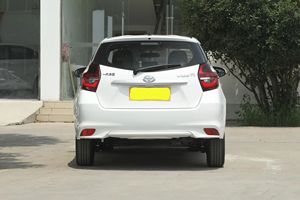 Toyota Vios <span class=keywords><strong>FS</strong></span> 1.5L CVT 2022 Usata, Edizione 20° Anniversario, Hatchback ad Alto Rapporto Qualità-Prezzo, Auto Familiare a Basso Consumo per Vendita Globale - Product Image 6