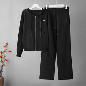 Set Sportivo da <span class=keywords><strong>Donna</strong></span> Due Pezzi con Cappuccio e Logo Personalizzato, Felpa e <span class=keywords><strong>Pantaloni</strong></span> Traspiranti in Maglia per l'Inverno - Product Image 4