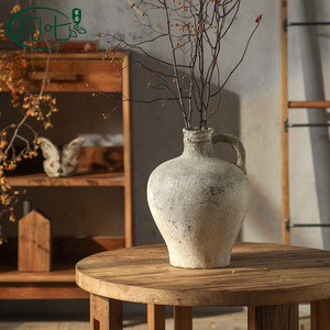 Jarrón de terracota vintage de forma irregular, estilo Wabi Sabi, para decoración de mesa, ideal para salas de té y casas de huéspedes. - Product Image 4