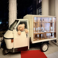 Camionnette à bière électrique Piaggio Ape Mini personnalisée, nouvelle, rétro, tricycle électrique, camion de nourriture, bar mobile à vendre.