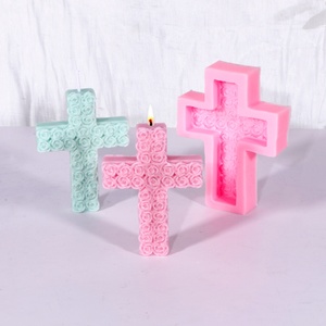 Molde de silicona al por mayor para velas con forma de cruz para decoración de Halloween, molde 3D DIY para Halloween - Product Image 1