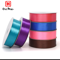 Usine en gros de qualité supérieure 38mm couleurs unies ruban de satin 100% rouleau de rubans de satin avec des roses pour les fleurs