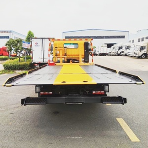 Camion de dépannage à plateau plat léger 4x2 Euro 6 (Chine VI) avec plaque bleue, camion de récupération à double <span class=keywords><strong>remorquage</strong></span> de 10 tonnes pour le <span class=keywords><strong>remorquage</strong></span> sur <span class=keywords><strong>autoroute</strong></span> - Product Image 3