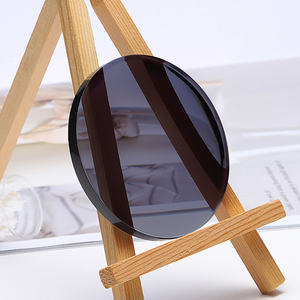 Lentes Ópticas de Resina Monofocales/Progresivas con Recubrimiento Fotocromático Transparente HMC+UV420 de 1.56 al por Mayor - Product Image 4