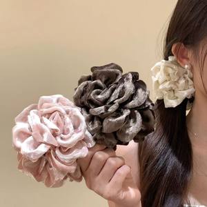 Pince à cheveux banane en velours français, couleur unie, imprimé léopard, en plastique et tissu, accessoire pour fête - Product Image 1