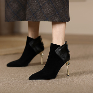 Vente en gros d'usine, bottines à talons <span class=keywords><strong>fins</strong></span> pointus, talons courts pour femmes, cuir abrasif, <span class=keywords><strong>bottes</strong></span> à bout ouvert - Product Image 2