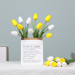 Tulipanes Artificiales Ruilisi Blancos, Amarillos y Rosas de Goma Suave para Decoración de Bodas y Hogar - Product Image 3