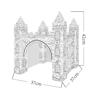 子供のための自宅で消去可能なDIY落書き3D段ボール城プレイハウスで遊ぶ