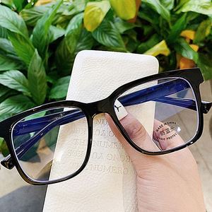 Gafas Ópticas Cuadradas de Moda 2025 al por Mayor con Logotipo Personalizado para Hombre y Mujer, Monturas TR90 con Protección Anti Luz Azul - Product Image 3