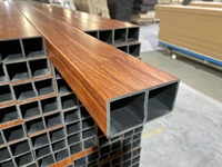 Columna de tubo cuadrado hueco para decoración interior, divisor de madera, madera, grano, tubo de madera para techo, WPC