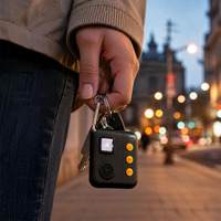 Alarme de sécurité personnelle rechargeable sur mesure pour femmes, 130 dB, porte-clés d'autodéfense, lumière stroboscopique SOS pour filles, enfants, personnes âgées