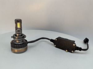 <span class=keywords><strong>CAX</strong></span> F13 PRO 300W H11 LED Fari Auto Senza Errori H3 H4 H7 Canbus Lampadine LED per Fari 9005 9006 9012 881 Lampadine per Auto - Product Image 4