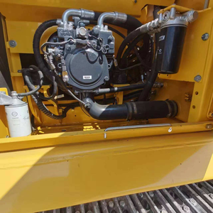 Komatsu PC160 Used Sixteen Ton Mini Excavator Original Japanese <b>Engineering</b> Model With Core Pump Motor Gear - Product Image 4