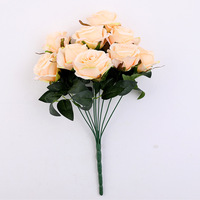 Vente en gros de 9 têtes de roses artificielles en latex bleu, soie blanche, rose vif réaliste, pétales de rose en vrac pour mariage