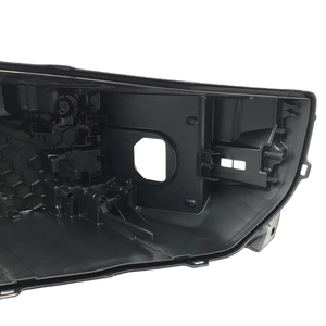 Copertura Inferiore <span class=keywords><strong>Nera</strong></span> per Faro Posteriore, Alloggiamento Posteriore per <span class=keywords><strong>Volvo</strong></span> <span class=keywords><strong>XC40</strong></span> 2022-2023 - Ricambio Base <span class=keywords><strong>Nera</strong></span> Premium - Product Image 4