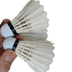 Volants de badminton en plumes de canard, double vol, stabilité accrue, durables, compétitions de badminton, volants de badminton - Product Image 5