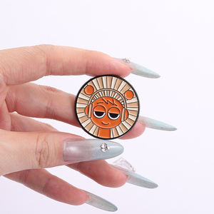 หมุดเคลือบเกมแบบลำลองเล่นเพลงตัวละครในเกม oren <span class=keywords><strong>vineria</strong></span> brud เข็มกลัดโลหะสีดำมีปกเครื่องประดับเป็นของขวัญสำหรับเพื่อน - Product Image 4