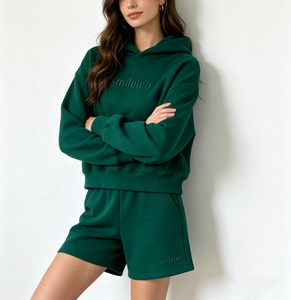 Ensemble de survêtements sportifs personnalisés avec logo, ensemble de sweat-shirts et de shorts, survêtements de jogging pour femmes - Product Image 3