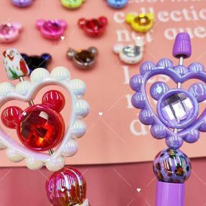 Cuentas Sueltas Acrílicas con Diseño de Oso Grabado y Galvanizado Multicolor, 39x43mm, Forma Irregular, Estilo Moderno, para Fabricación de Joyería DIY - Product Image 1