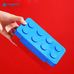 Lonchera con Diseño <span class=keywords><strong>de</strong></span> Bloques <span class=keywords><strong>de</strong></span> Construcción, Hermética y Apilable, con 2 Recipientes Pequeños para Refrigerios - Product Image 2