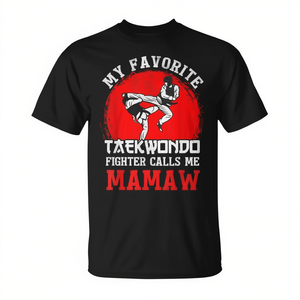 Camiseta de mi luchador de taekwondo favorito que me llama mamá - Product Image 2
