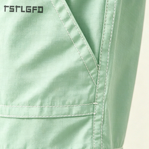 Pantalones Cortos Personalizados para Hombre, Corte Recto, Mezcla de Poliéster y Algodón, Verde Menta, Costuras en Contraste, para Verano, Casual - Product Image 6