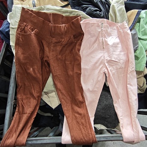 Vente en gros, Meilleures ventes : Jeggings de sport <span class=keywords><strong>taille</strong></span> <span class=keywords><strong>haute</strong></span> pour femme, Pantalons de yoga noirs, Balles de vêtements usagés mixtes pour femme, Vêtements de seconde main - Product Image 1
