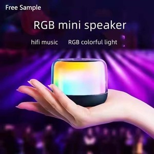 Haut-parleur Bluetooth portable multifonctionnel S300 à sept couleurs de lumière de haute qualité 2026 - Product Image 5