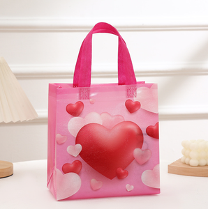 Chenrui tas kotak hadiah berbentuk hati Hari Valentine tas kain non-tenun pegangan tangan bunga segar - Product Image 6