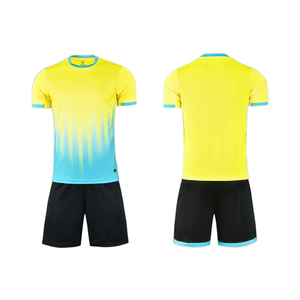 Быстросохнущие спортивные футболки с круглым вырезом и коротким рукавом из 100% полиэстера для соревнований и тренировок с возможностью нанесения логотипа на заказ - Product Image 2