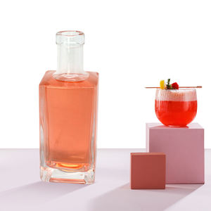 Botellas de licor de vidrio cuadradas de 750ml <span class=keywords><strong>y</strong></span> 700ml para Vodka Gin Brandy Whisky Tequila Ron <span class=keywords><strong>Mezcal</strong></span> con corcho <span class=keywords><strong>y</strong></span> tapón de rosca - Product Image 3