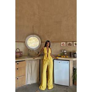 ชุดเซ็ตผู้หญิงสีเหลือง Lorenza ชุดทีมสุดหรู - Product Image 6