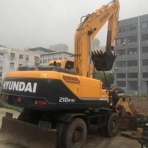 Excavatrice sur pneus Hyundai 210W-9S d'occasion, 22 tonnes, moteur Cummins moyen, composants principaux inclus, roulement, moteur, pompe à engrenages à vendre - Product Image 2