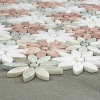 Carreaux de mosaïque en marbre au jet d'eau personnalisé Premium Modern Beautiful Flower Pattern pour la décoration de la maison à bas prix